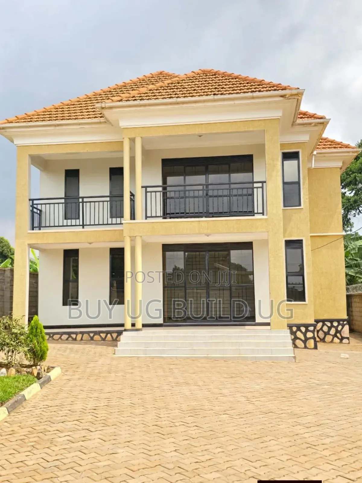 4bdrm Duplex in Kitende - Lumuli, Division B for sale in Division B