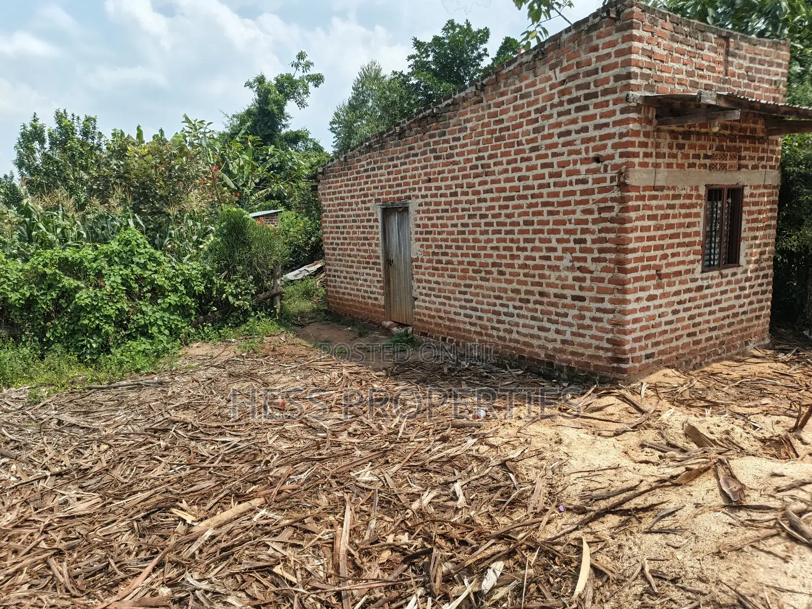 Commercial Land on Sale Located in Kagorogoro-Kyenjojo in Kyenjojo
