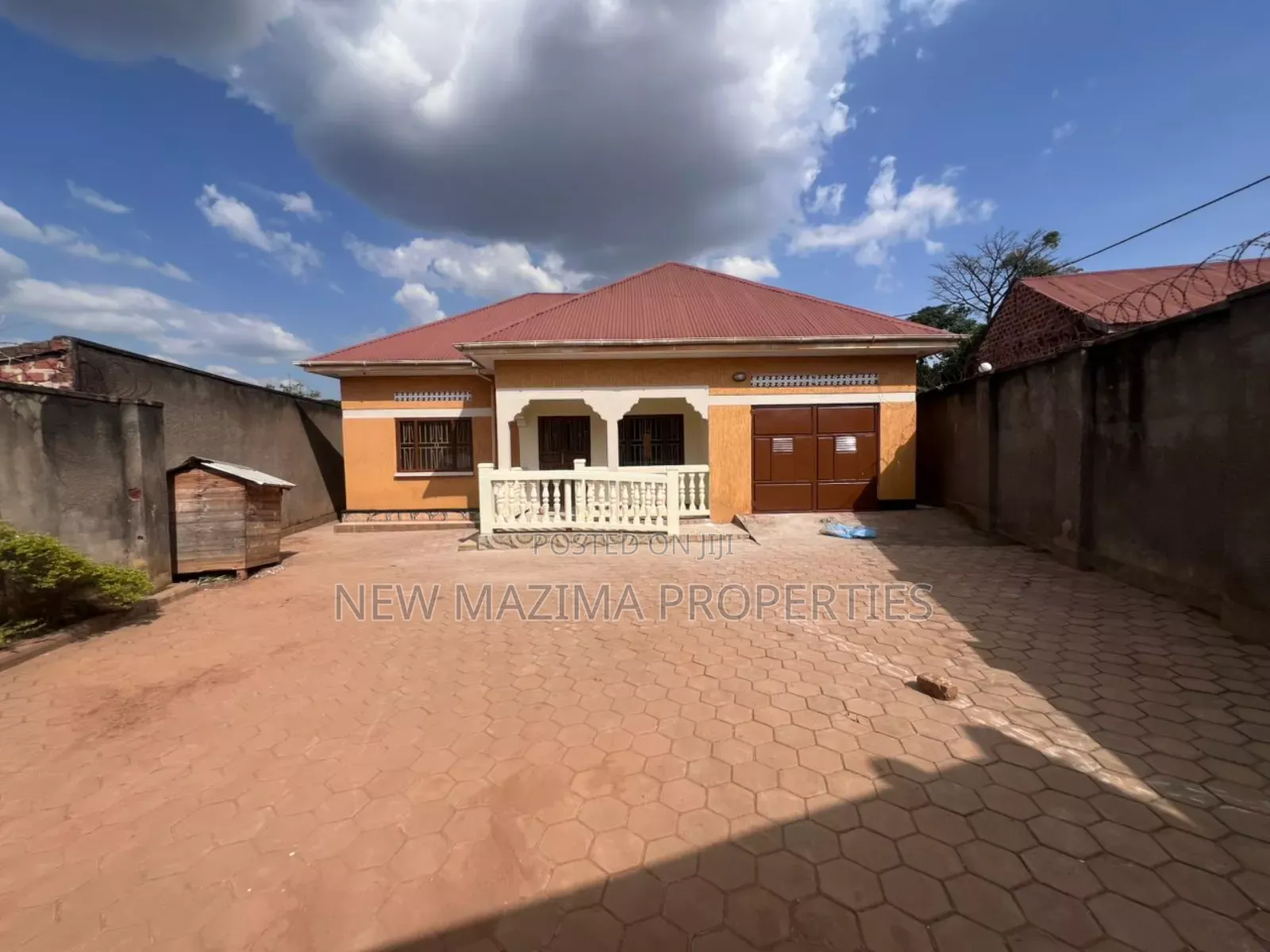 3bdrm Bungalow in Namugongo Seeta Rd, Central Division for sale in Central Division