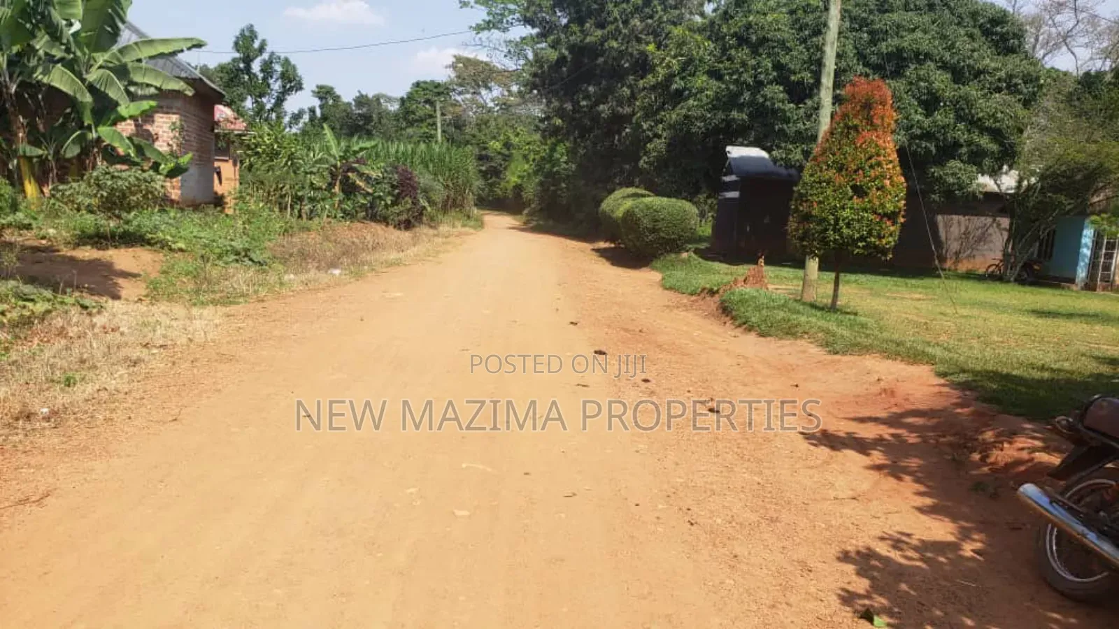 50 Decimals With Lake View on Quicksale in Heart of Kasanje Nakiwogo in Central Division