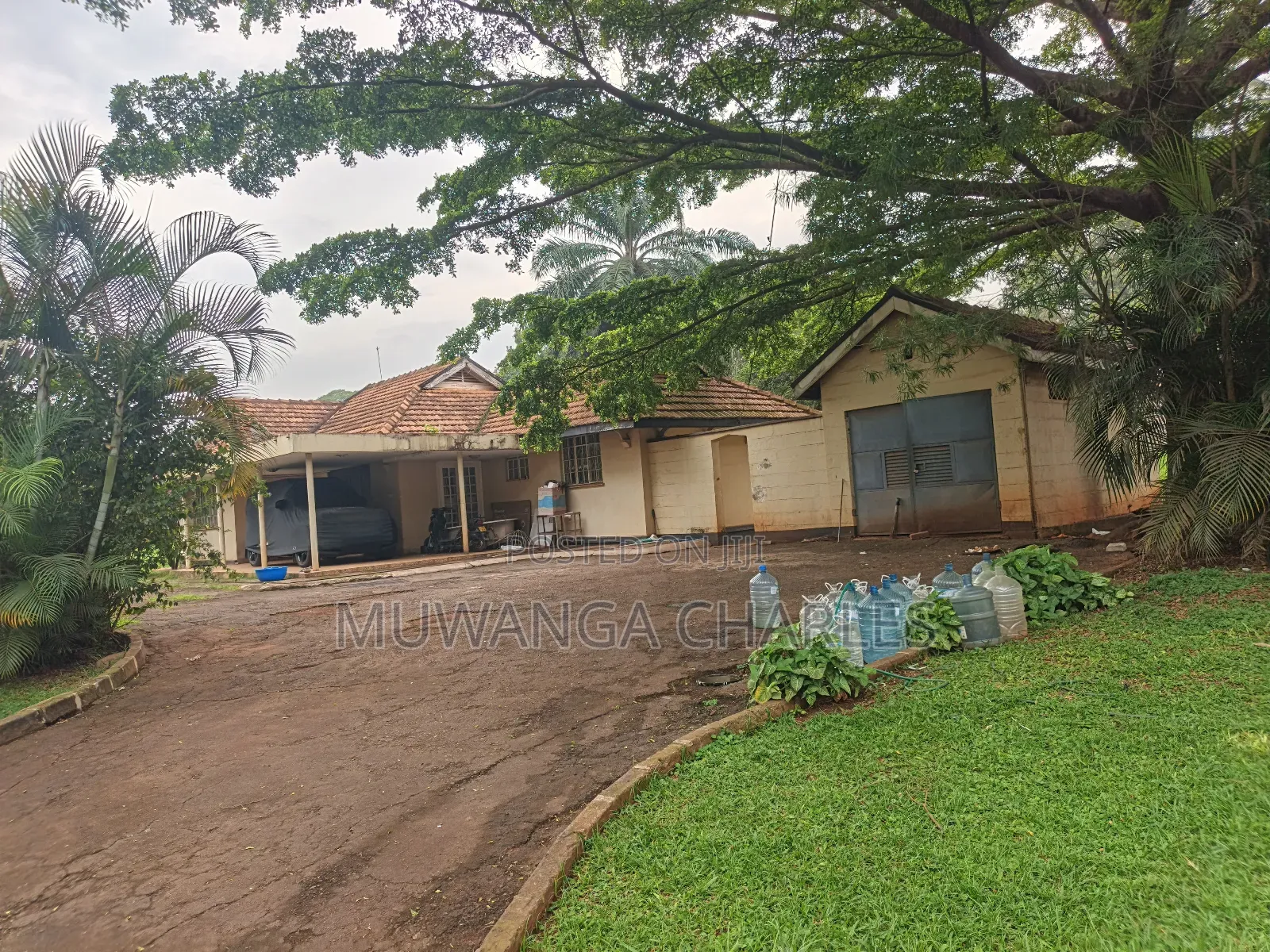1acre on Quick Sale in Kololo in Central Division