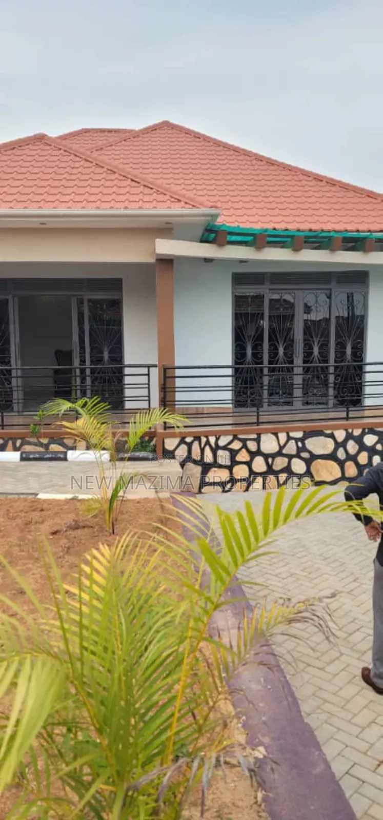 3bdrm Bungalow in Bweya Kajjansi, Central Division for sale in Central Division