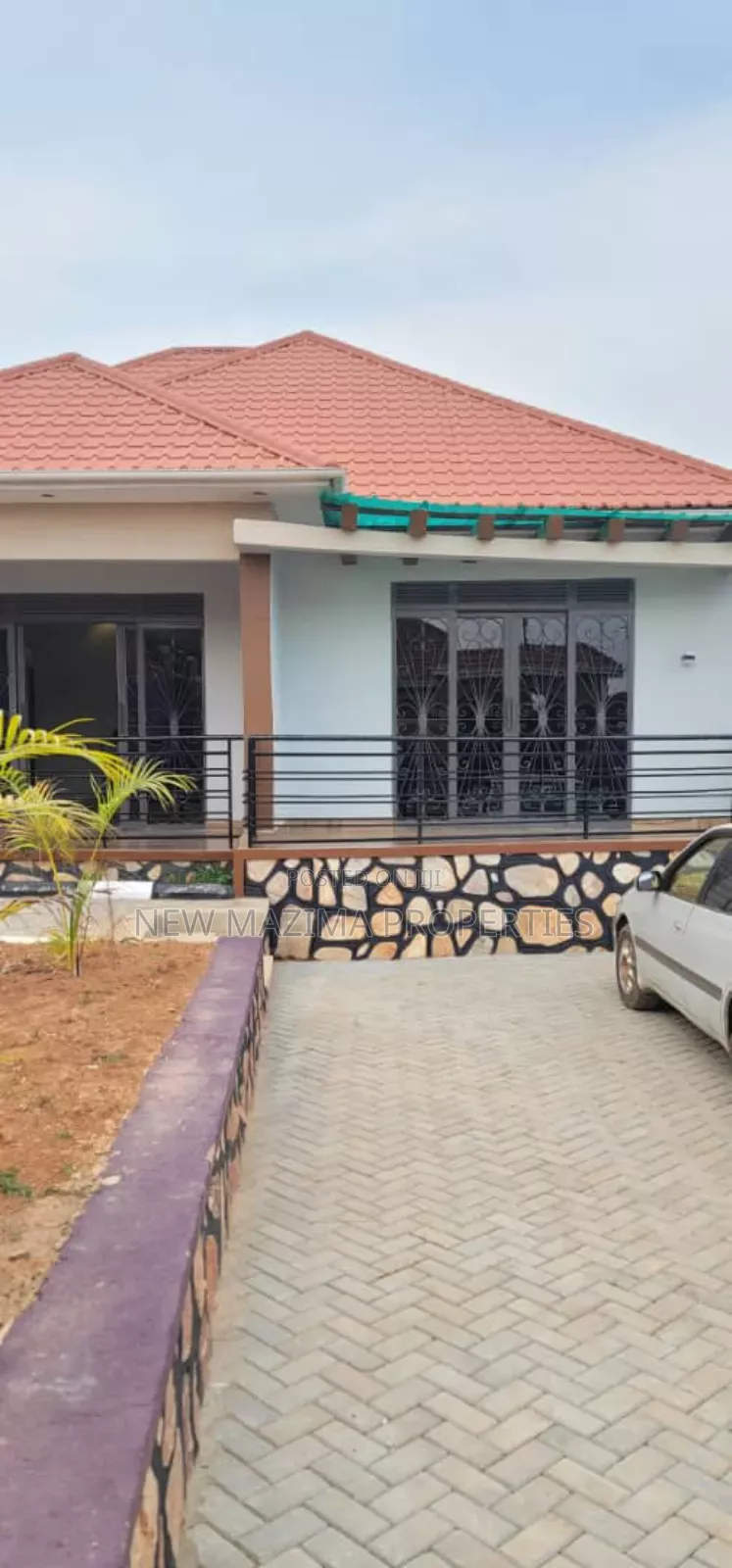 3bdrm Bungalow in Bweya Kajjansi, Central Division for sale in Central Division