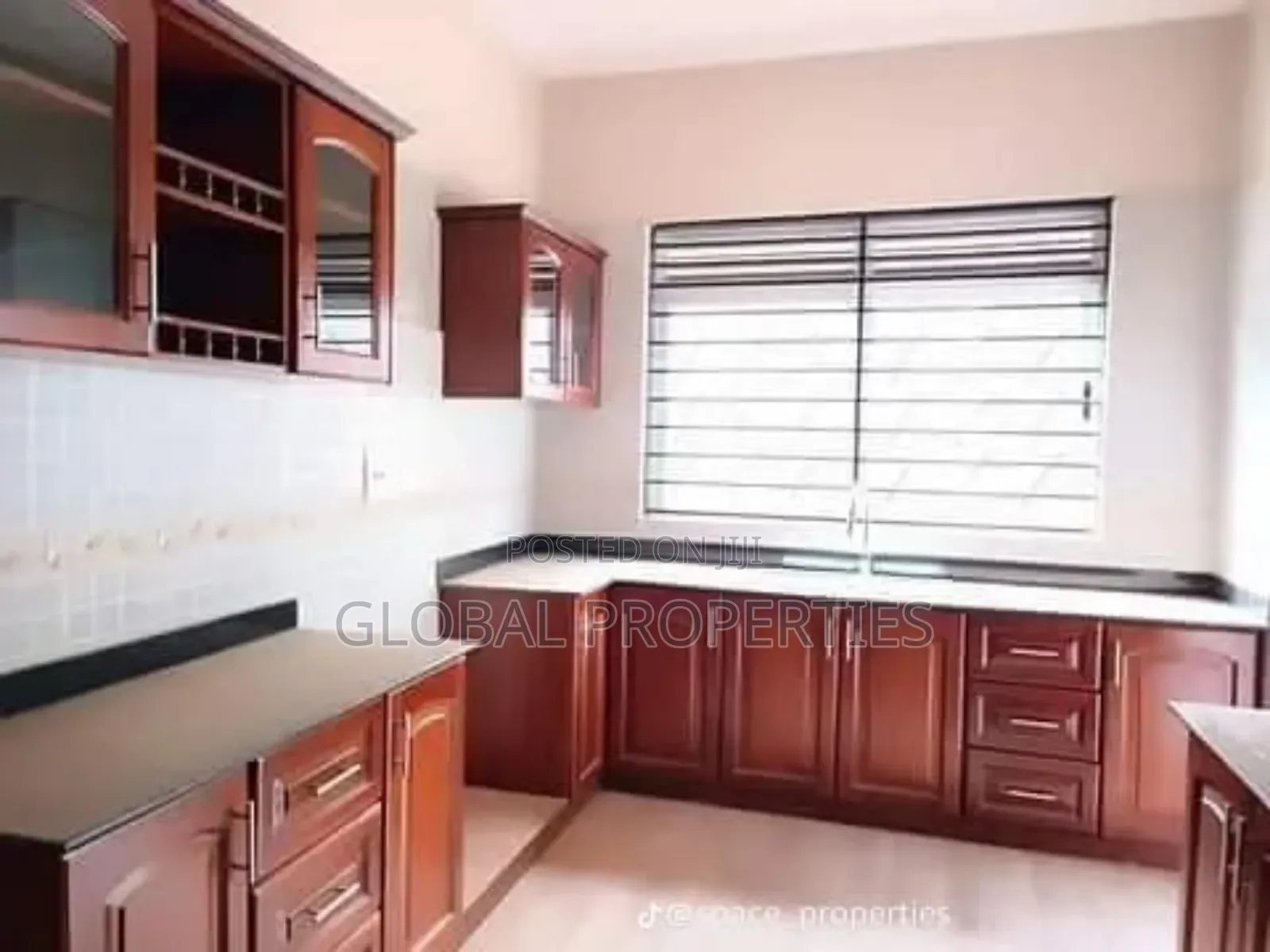 2bdrm Apartment in Nsawo Estate, Central Division for rent in Central Division
