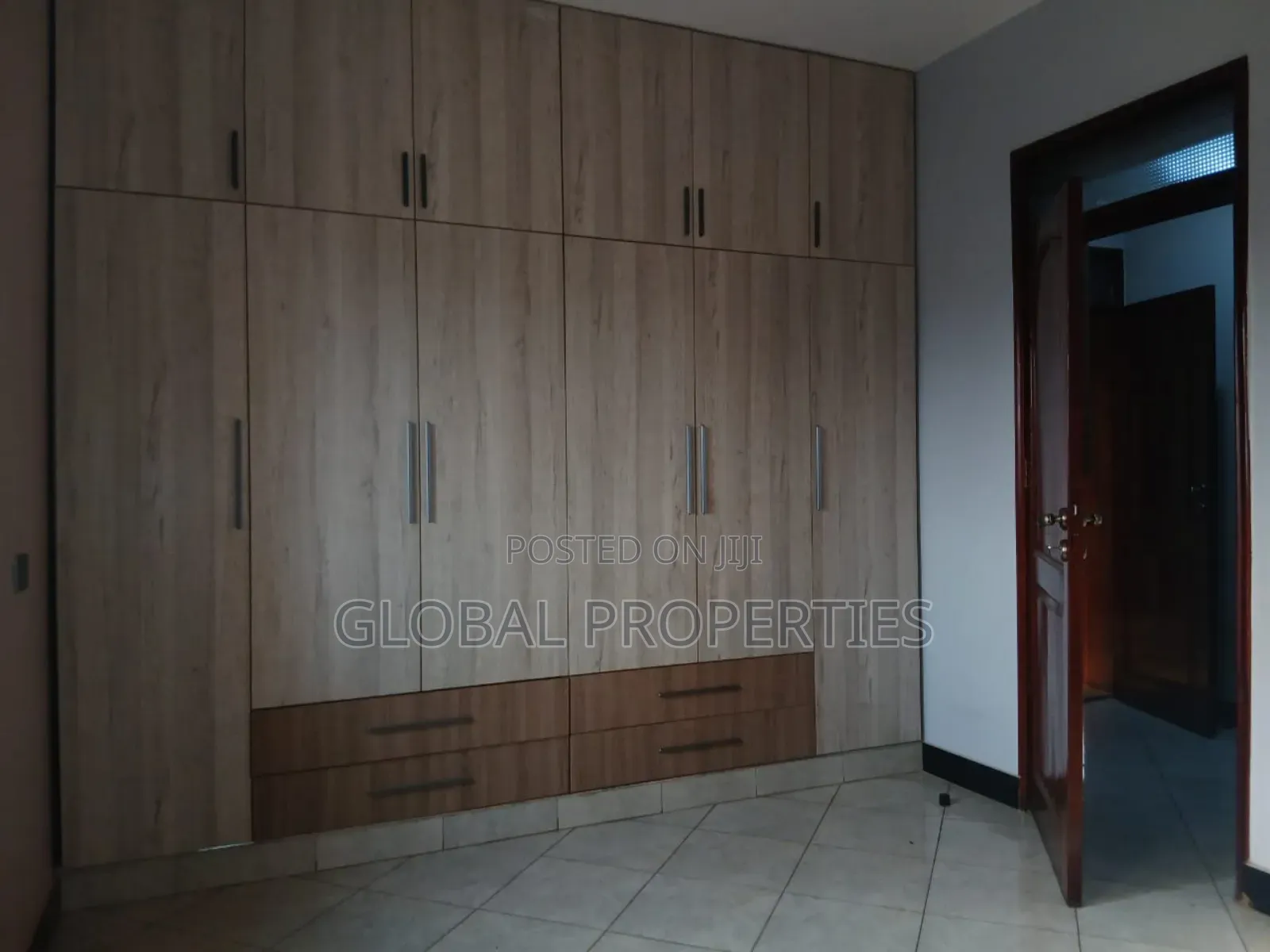 3bdrm Apartment in Kyaliwajala, Central Division for rent in Central Division