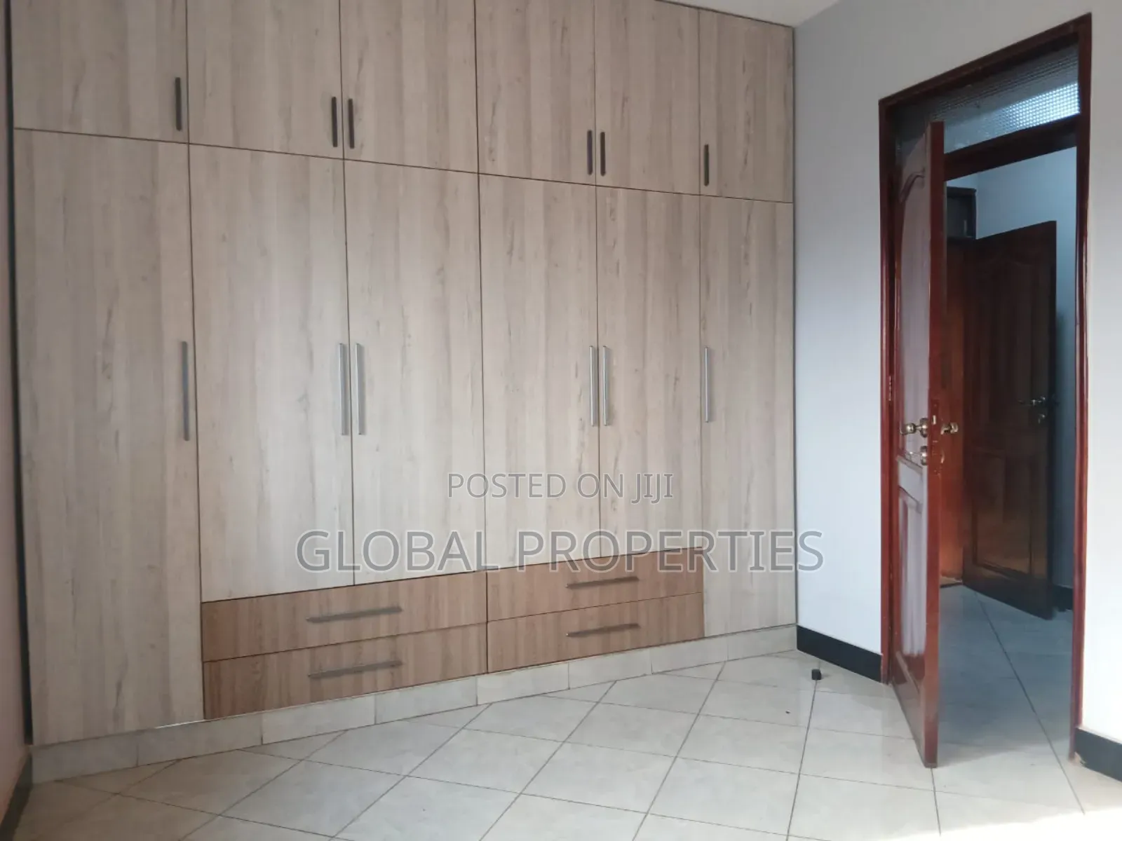 3bdrm Apartment in Kyaliwajala, Central Division for rent in Central Division