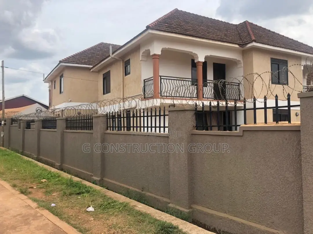 5bdrm House in K.Estate Stand-Alone, Nakawa for sale in Nakawa