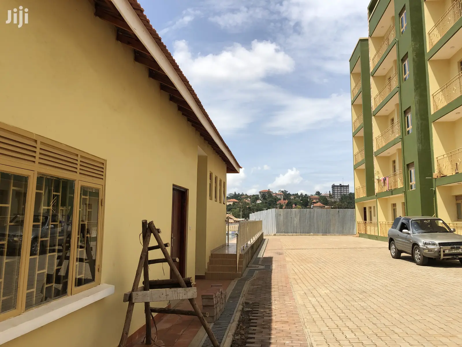 BUKOTO Condominiums With A Swimming Swimming Pool On Sell in Kampala