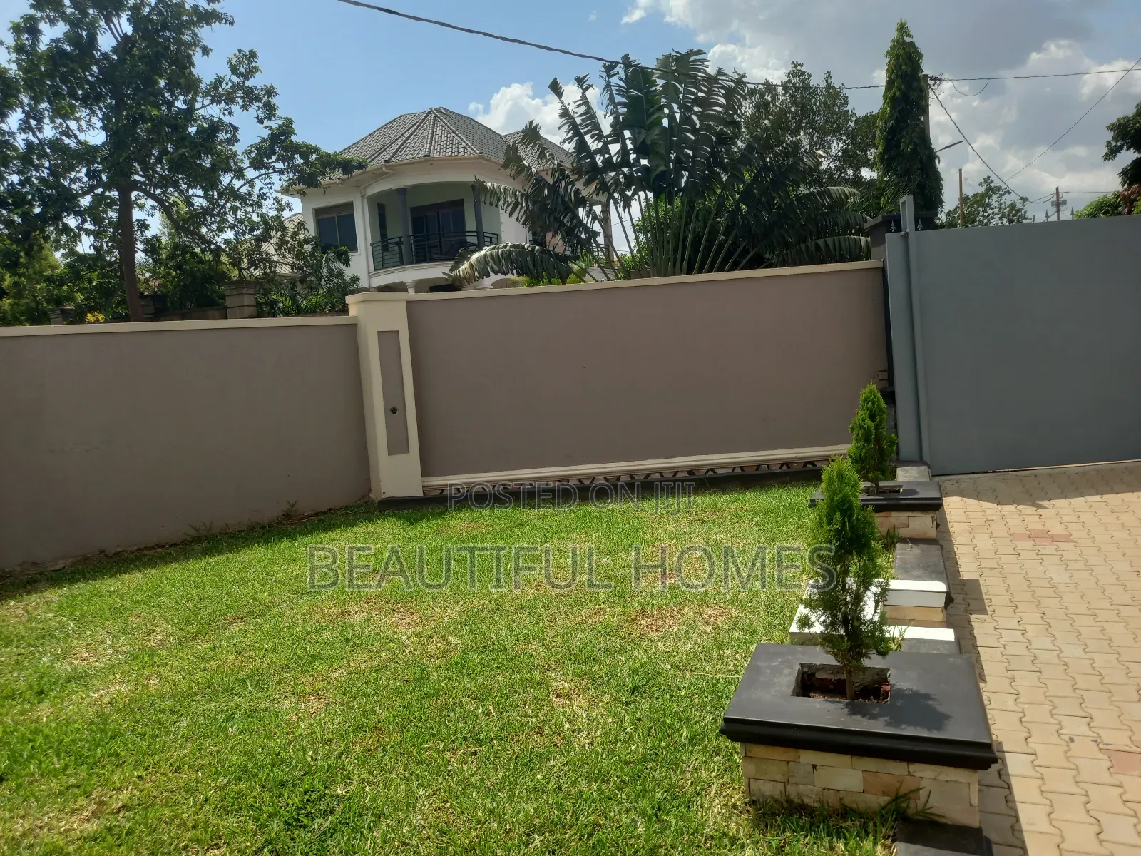 Furnished 4bdrm House in Kira for sale in Kira