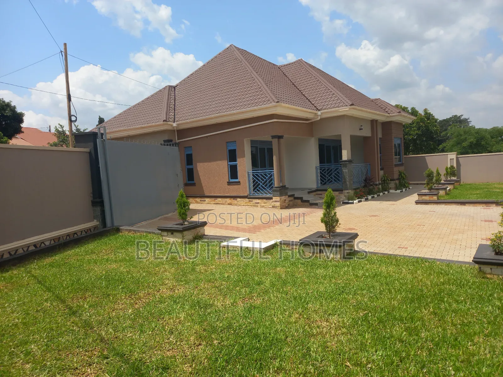 Furnished 4bdrm Bungalow in Kira for sale in Kira