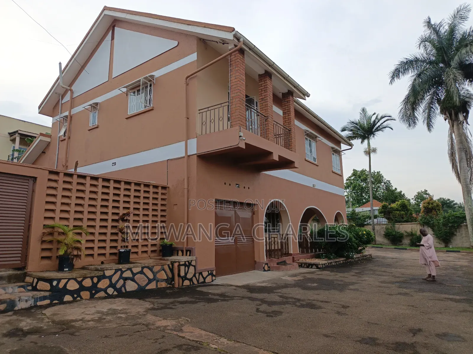 4bdrm Duplex in Fs Properties Ltd, Central Division for rent in Central Division