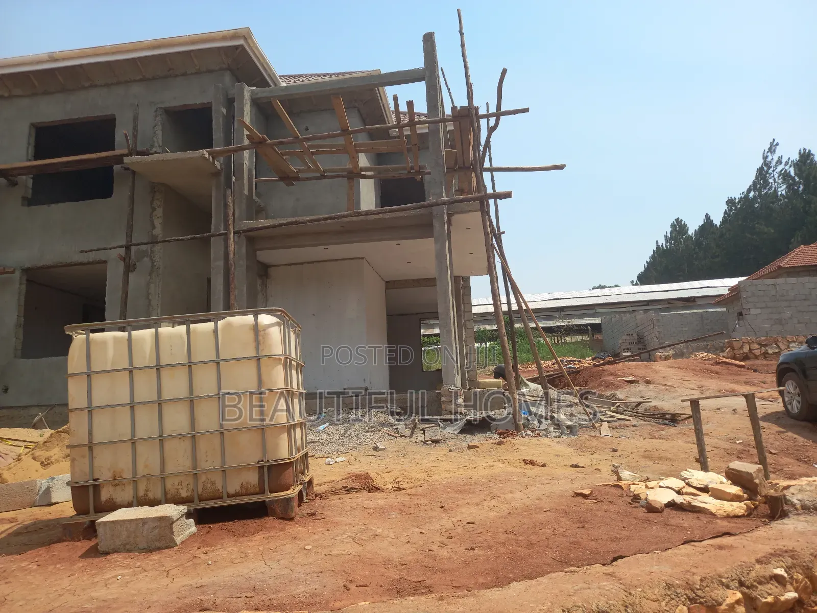 Furnished 4bdrm Duplex in Kira for sale in Kira