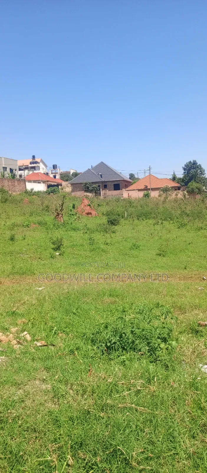 1 Acre of Land Sonde Misindye After Namugongo in Central Division