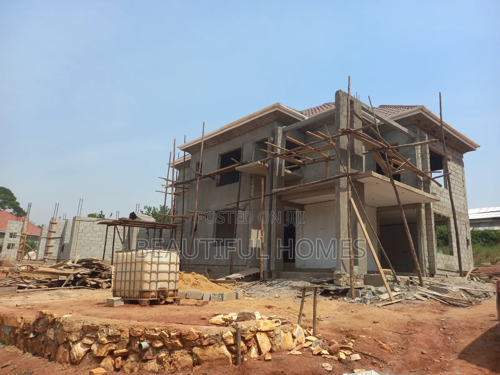 Furnished 4bdrm Duplex in Kira for sale in Kira