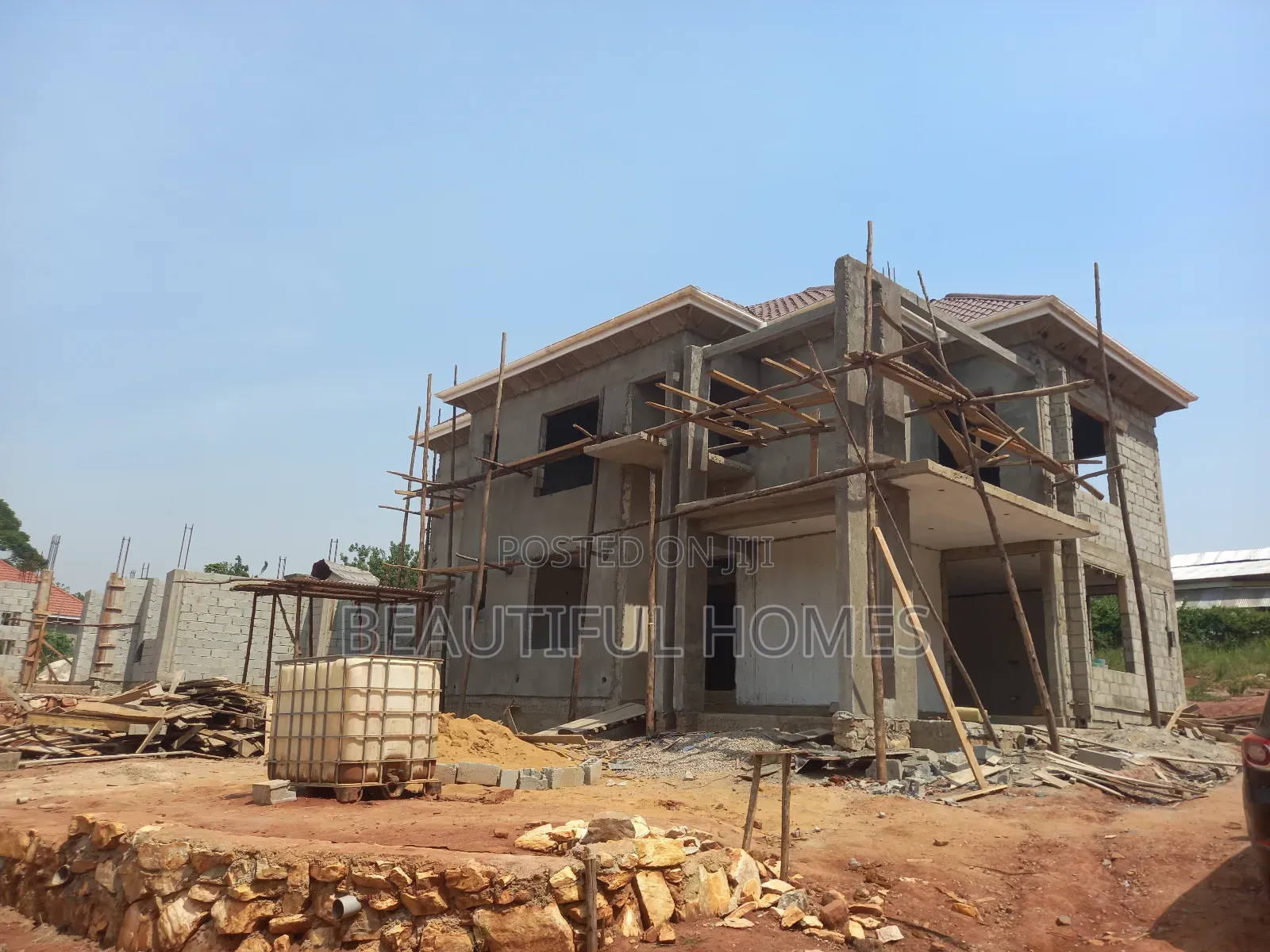 Furnished 4bdrm Duplex in Kira for sale in Kira