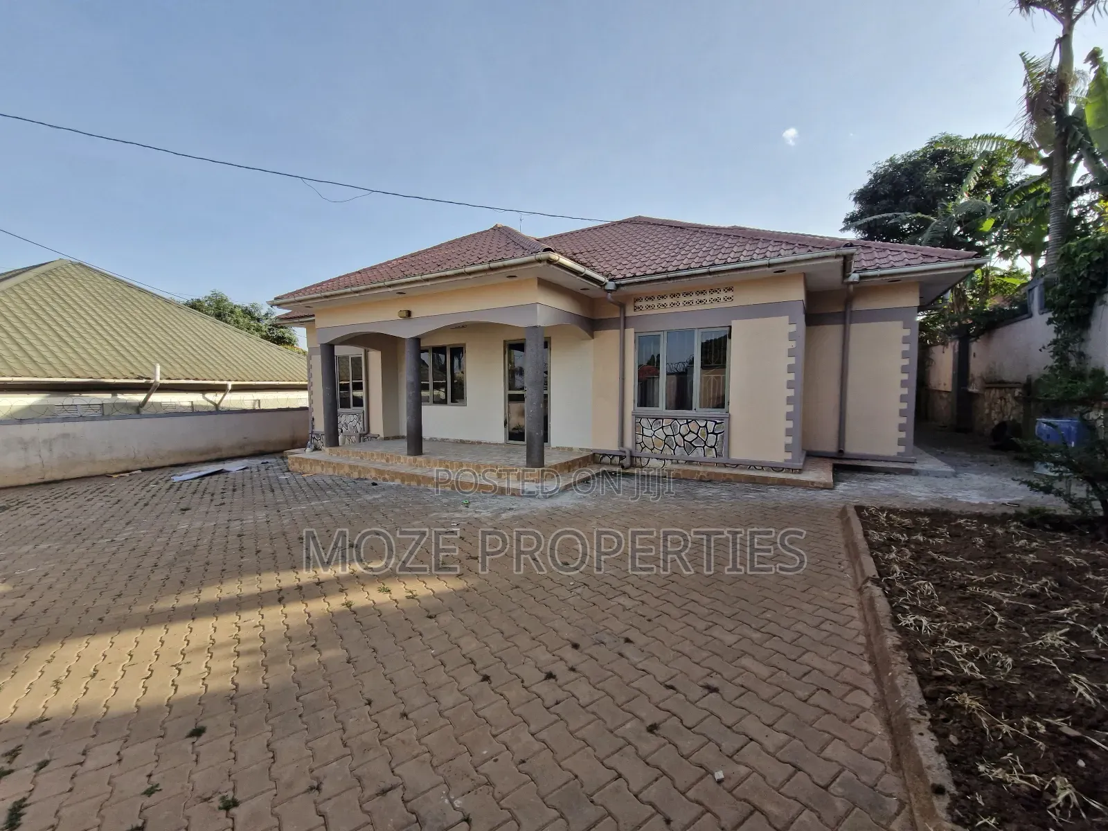 3bdrm Bungalow in Kireka Mbalwa, Central Division for rent in Central Division