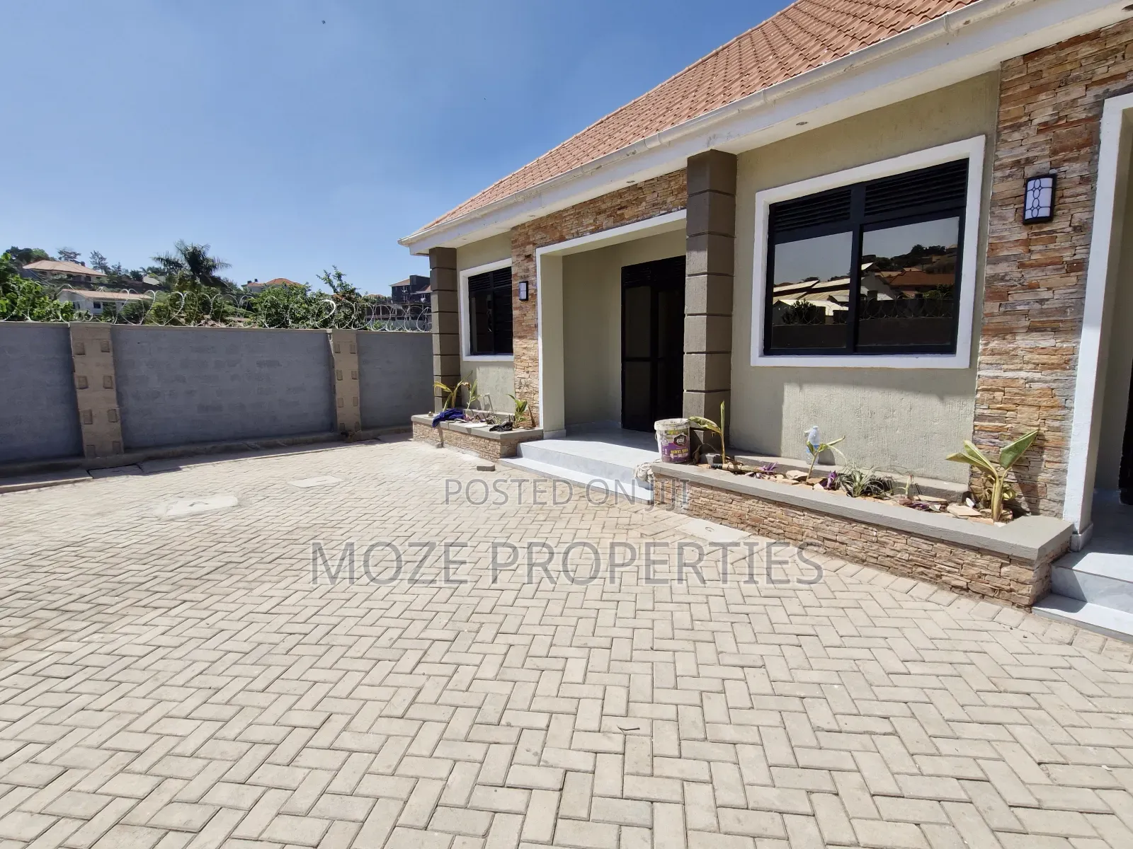 1bdrm Bungalow in Kira, Central Division for rent in Central Division
