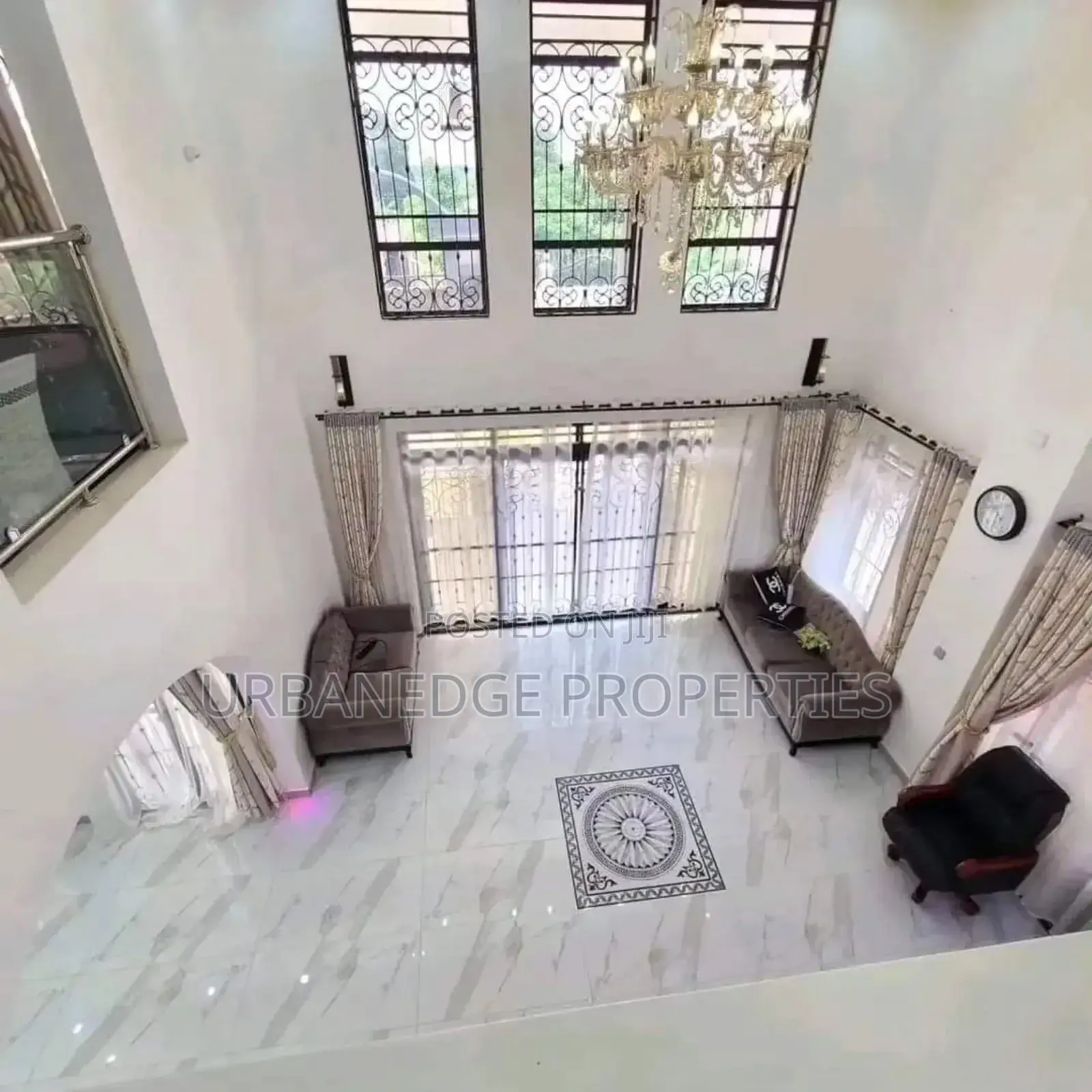 6bdrm Mansion in Bwebajja Akright, Central Division for rent in Central Division