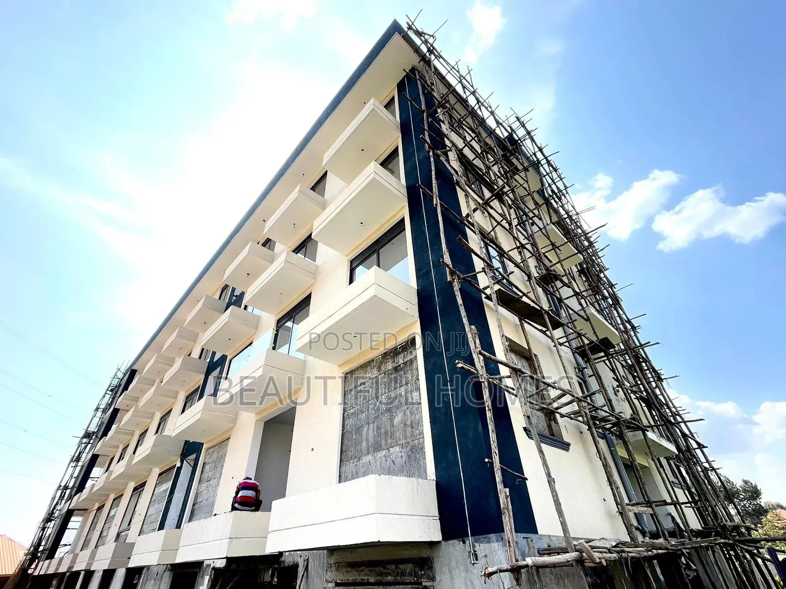 Furnished 1bdrm Condo in Kira for sale in Kira
