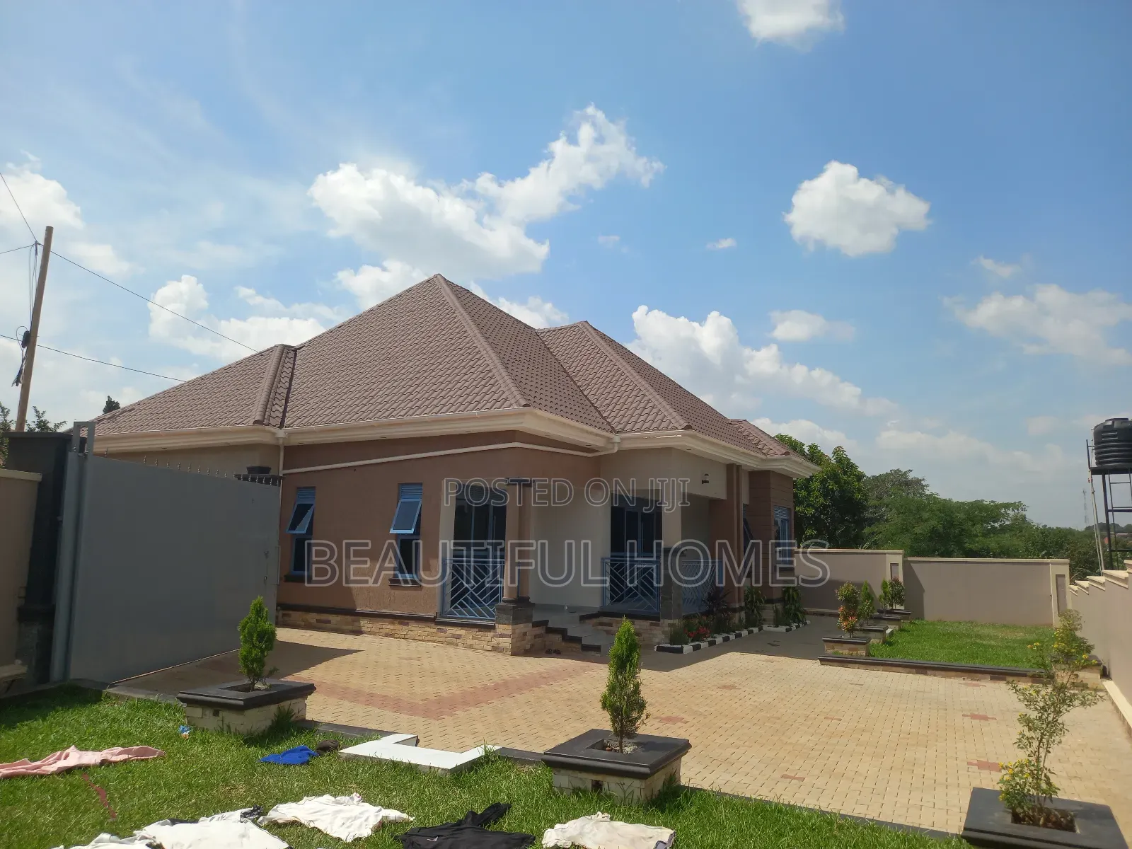 Furnished 4bdrm Bungalow in Kira for sale in Kira