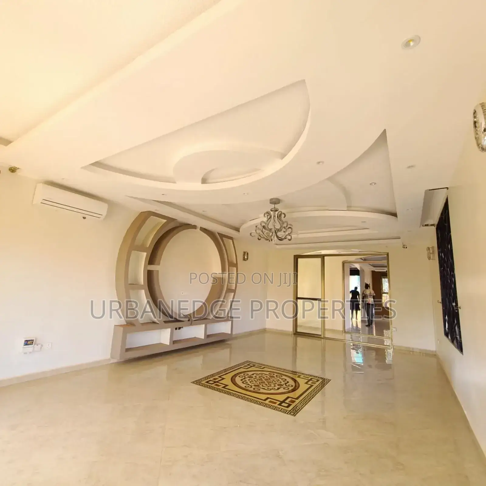 5bdrm Mansion in Kigo Express, Central Division for rent in Central Division