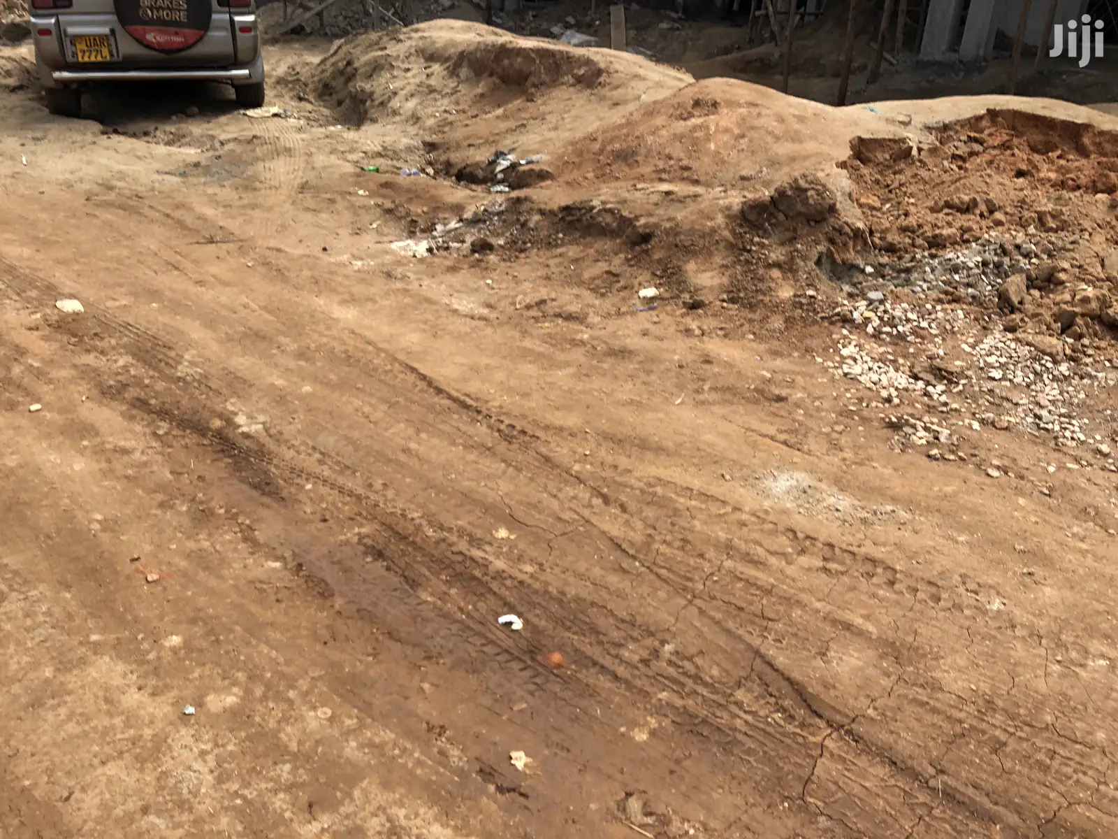 Five Bedroom Unfinished House In Kira For Sale in Kampala