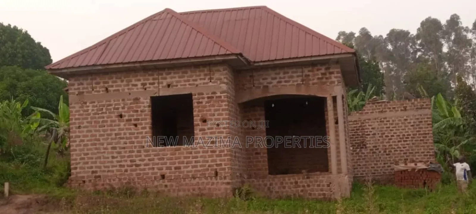 2bdrm House In Buwambo, Central Division For Sale in Central Division