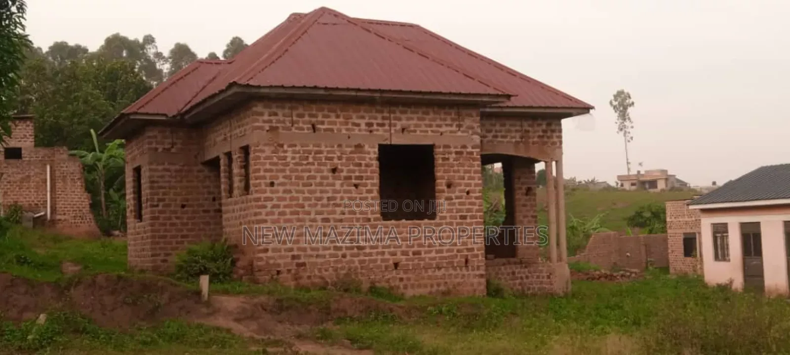 2bdrm House In Buwambo, Central Division For Sale in Central Division