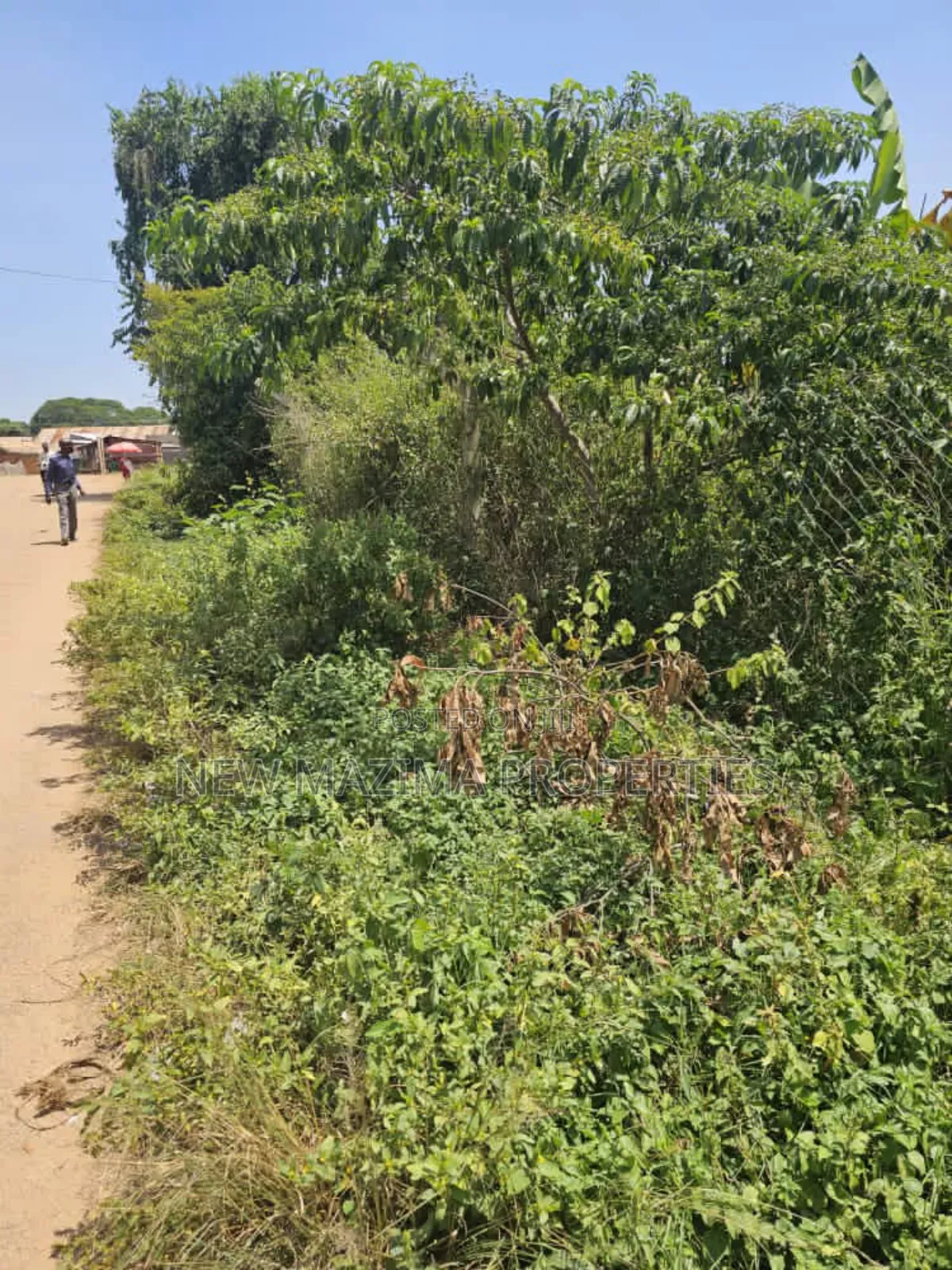 Full Acre on Forced Sale in Heart of Garuga Near Pearl Marina in Central Division