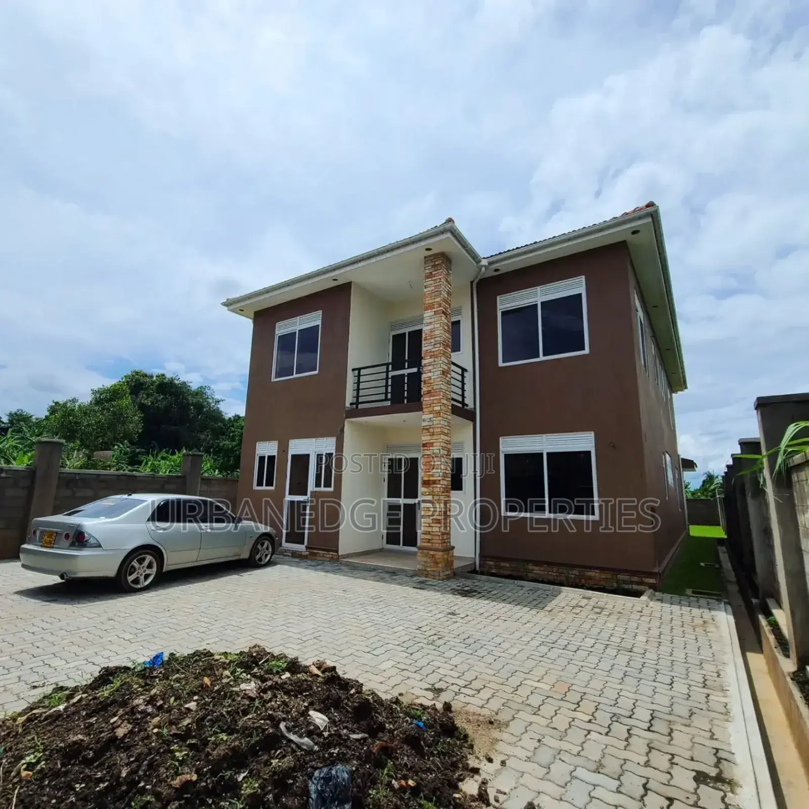 5bdrm House in Kasanga, Central Division for rent in Central Division