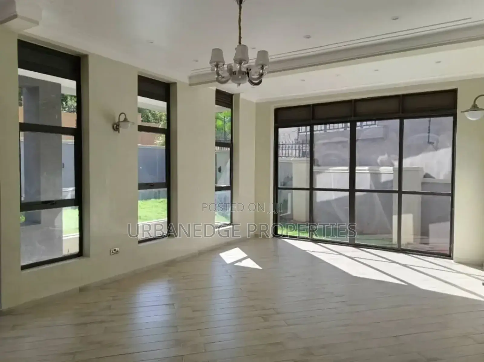 5bdrm Mansion in Kigo, Central Division for rent in Central Division
