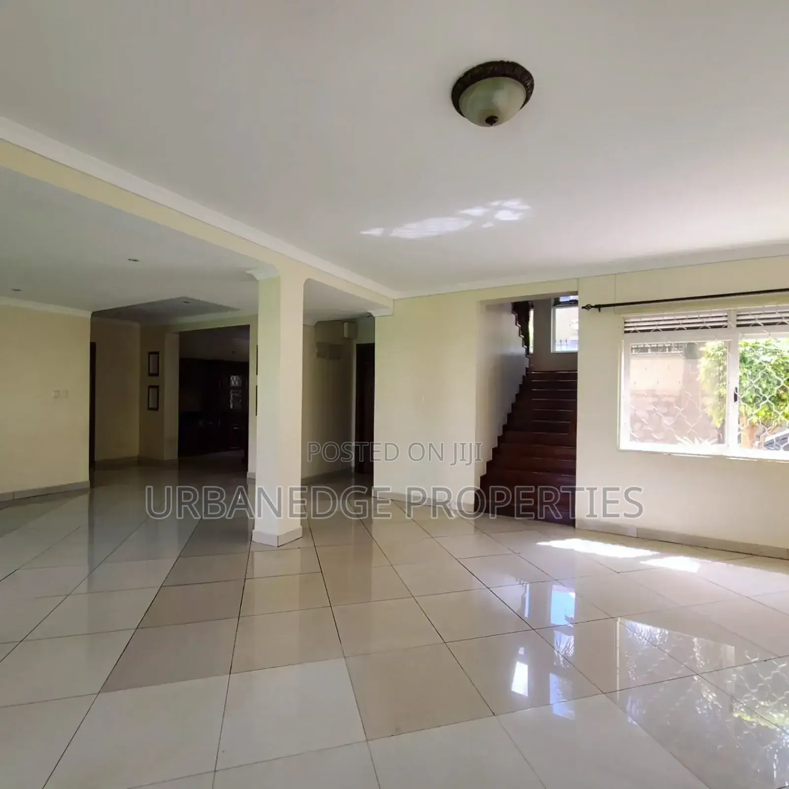 5bdrm Villa in Bugolobi, Central Division for rent in Central Division