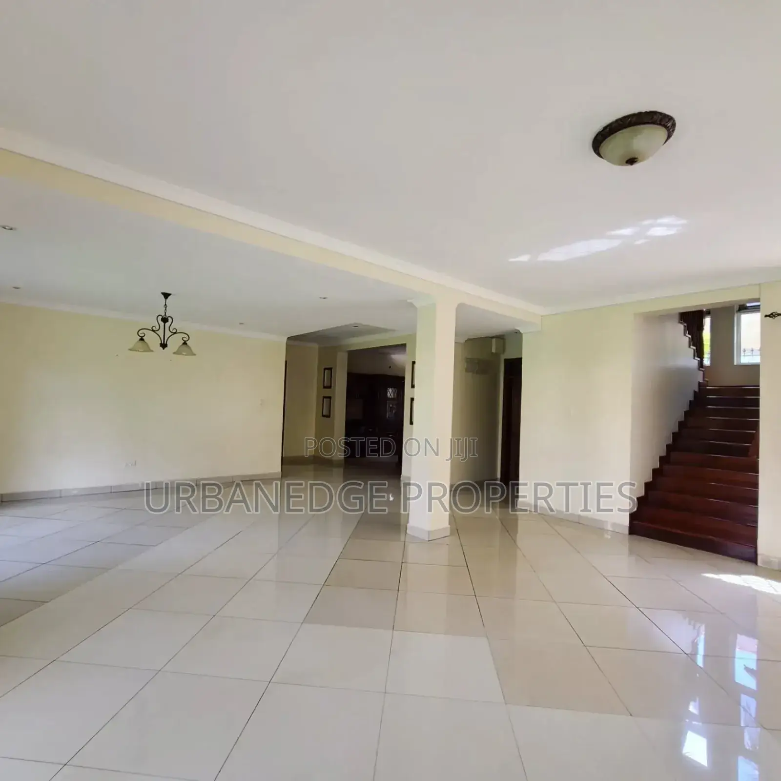 5bdrm Villa in Bugolobi, Central Division for rent in Central Division