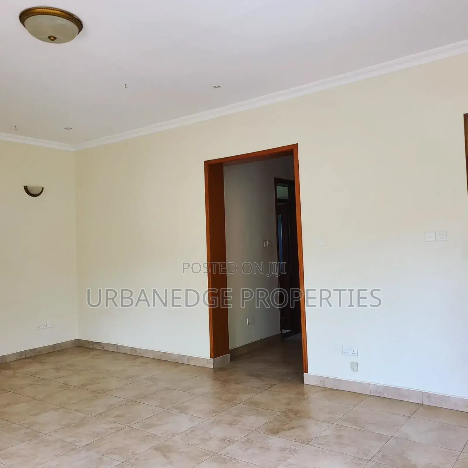 5bdrm Villa in Bugolobi, Central Division for rent in Central Division