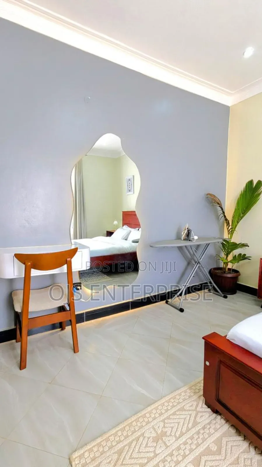 Airbnb Kisasi in Central Division