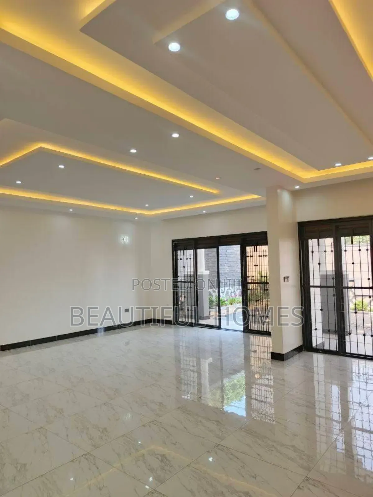 Furnished 5bdrm Duplex in Kira, Central Division for sale in Central Division