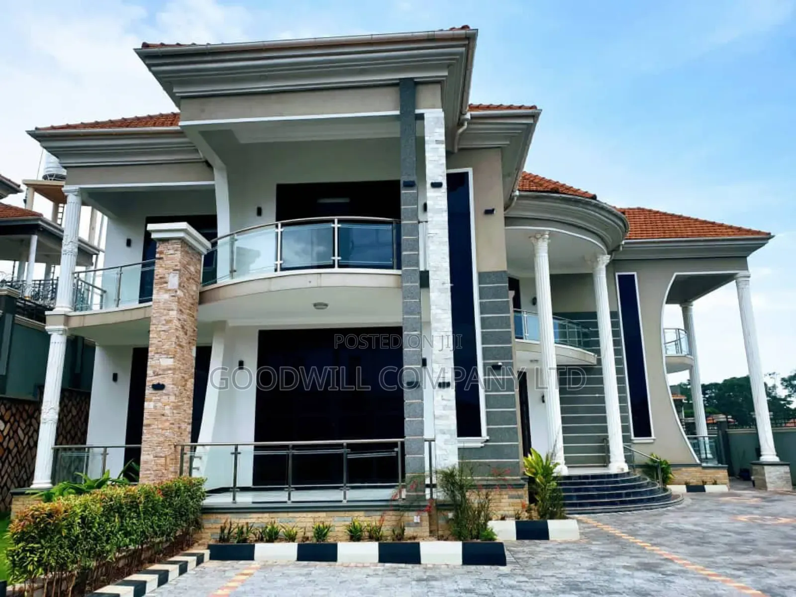 5bdrm Mansion in Kira, Central Division for sale in Central Division
