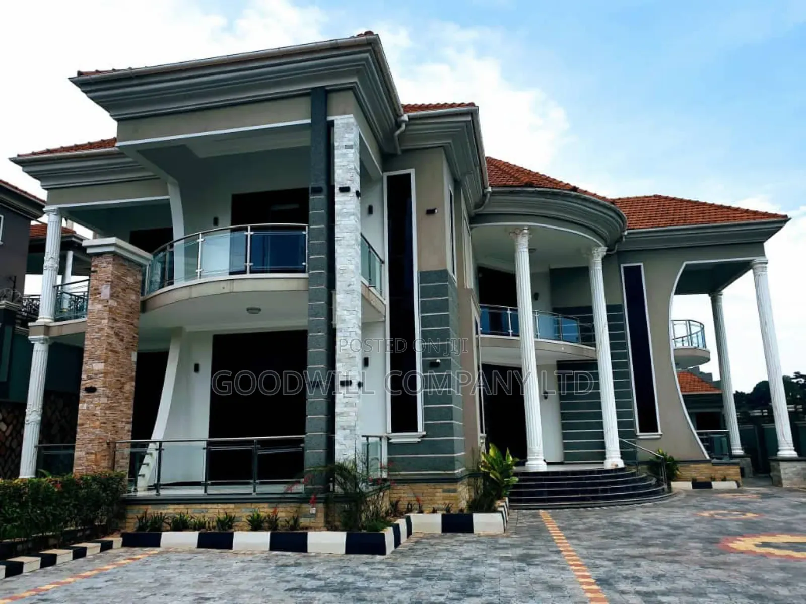 5bdrm Mansion in Kira, Central Division for sale in Central Division
