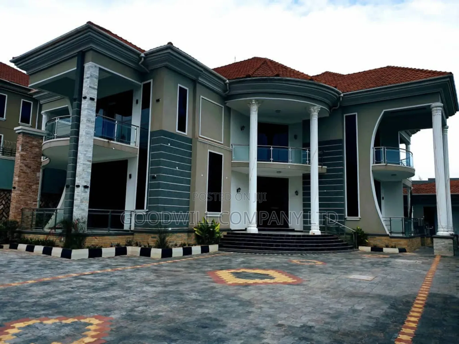 5bdrm Mansion in Kira, Central Division for sale in Central Division