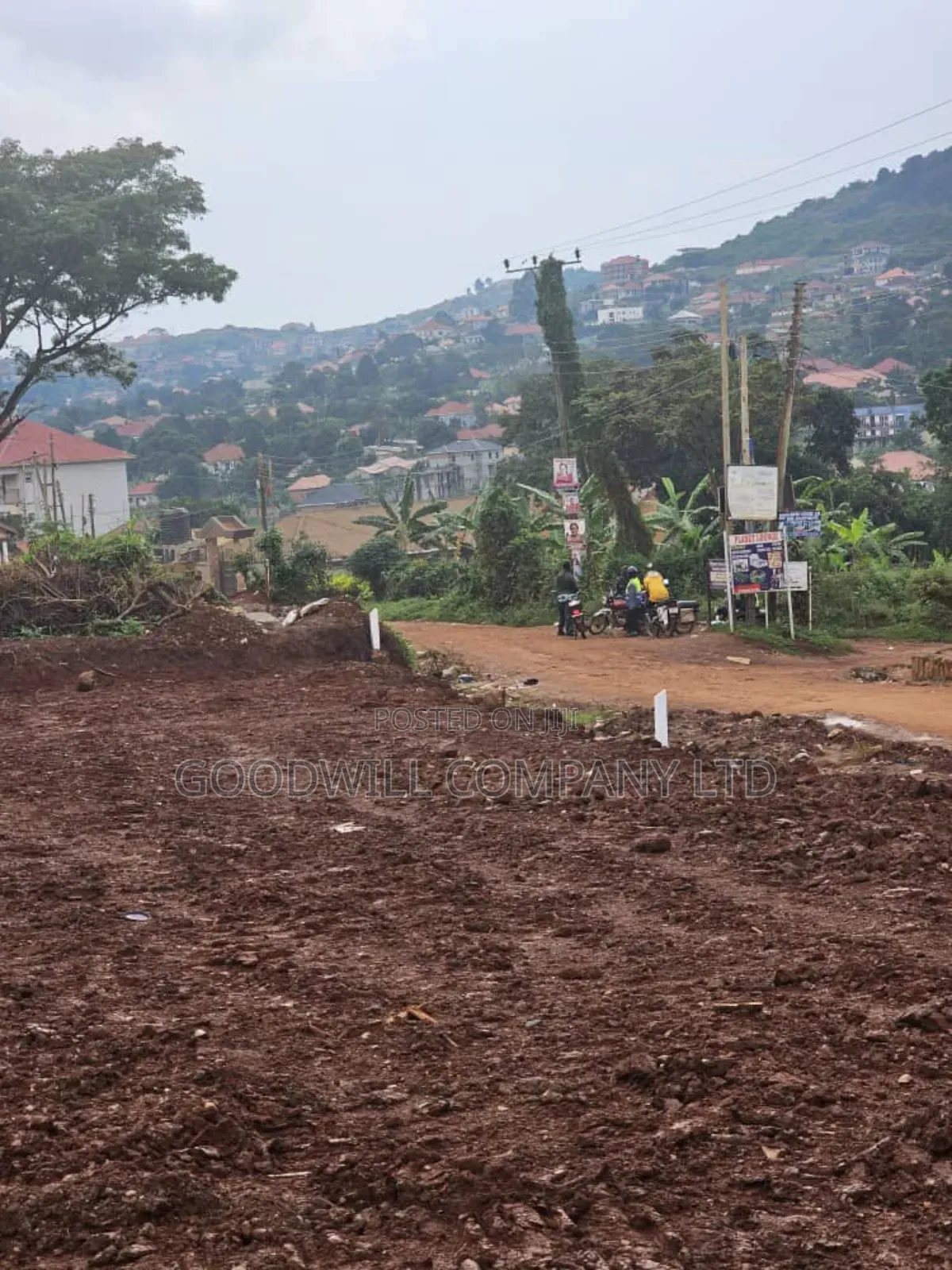 2 Plots of Land 16 and 20 Decimals in Kawotto Kajjansi Entebbe Road in Central Division