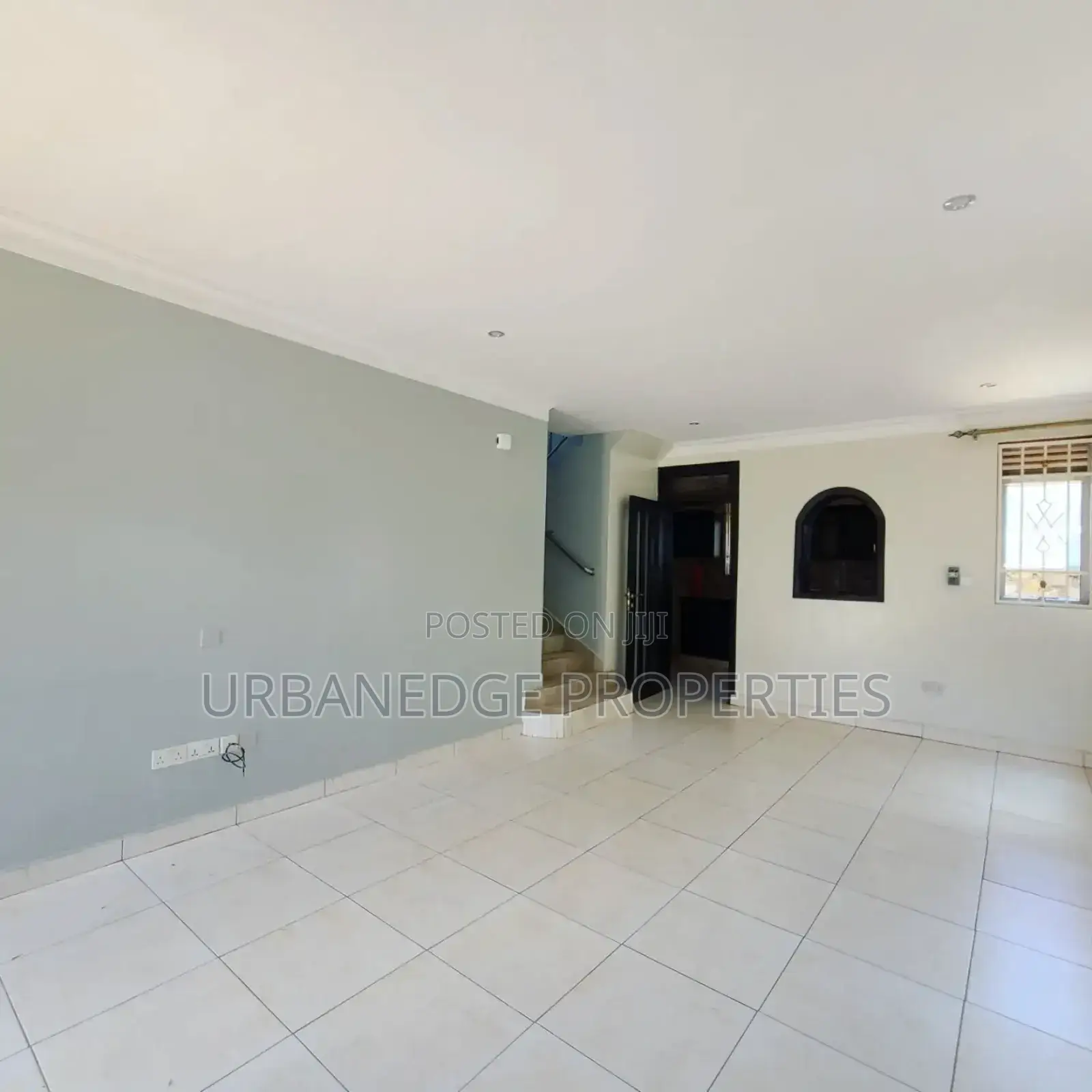4bdrm Villa in Muyenga Bukasa, Central Division for rent in Central Division
