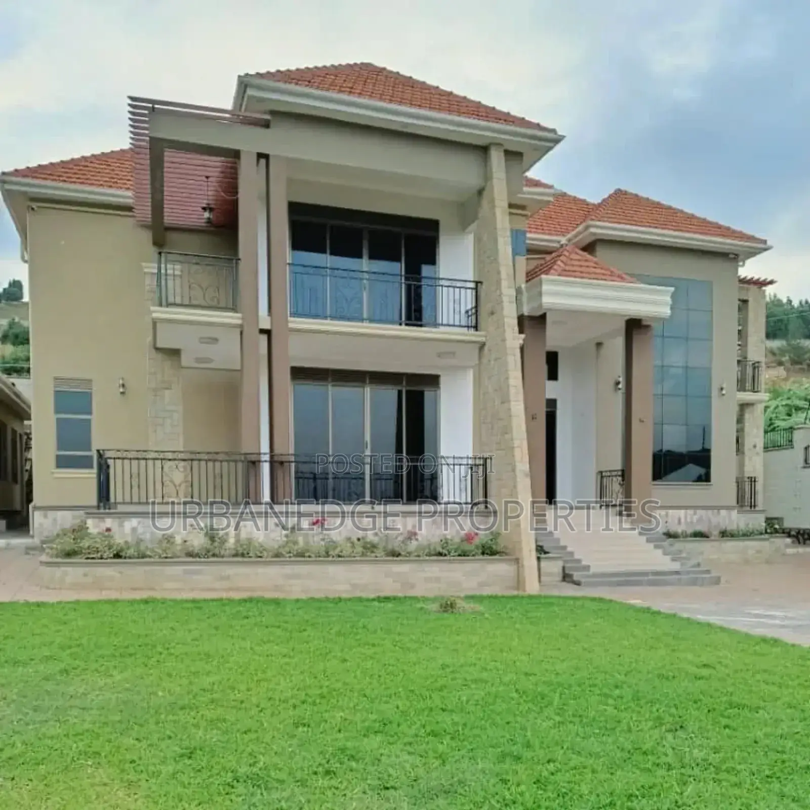 6bdrm Mansion in Munyonyo, Central Division for rent in Central Division