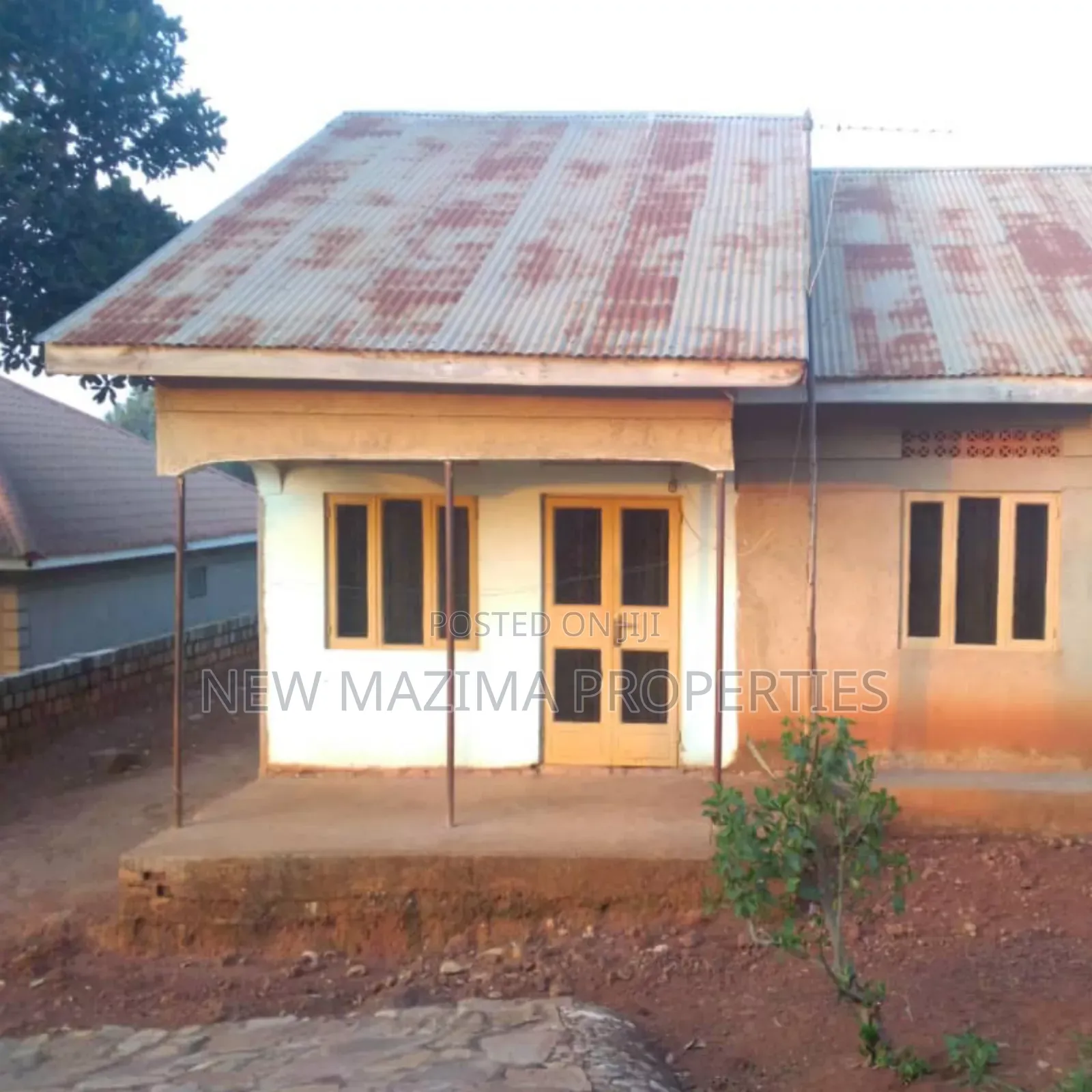 3bdrm House in Kitala Ntebe Rd, Central Division for sale in Central Division