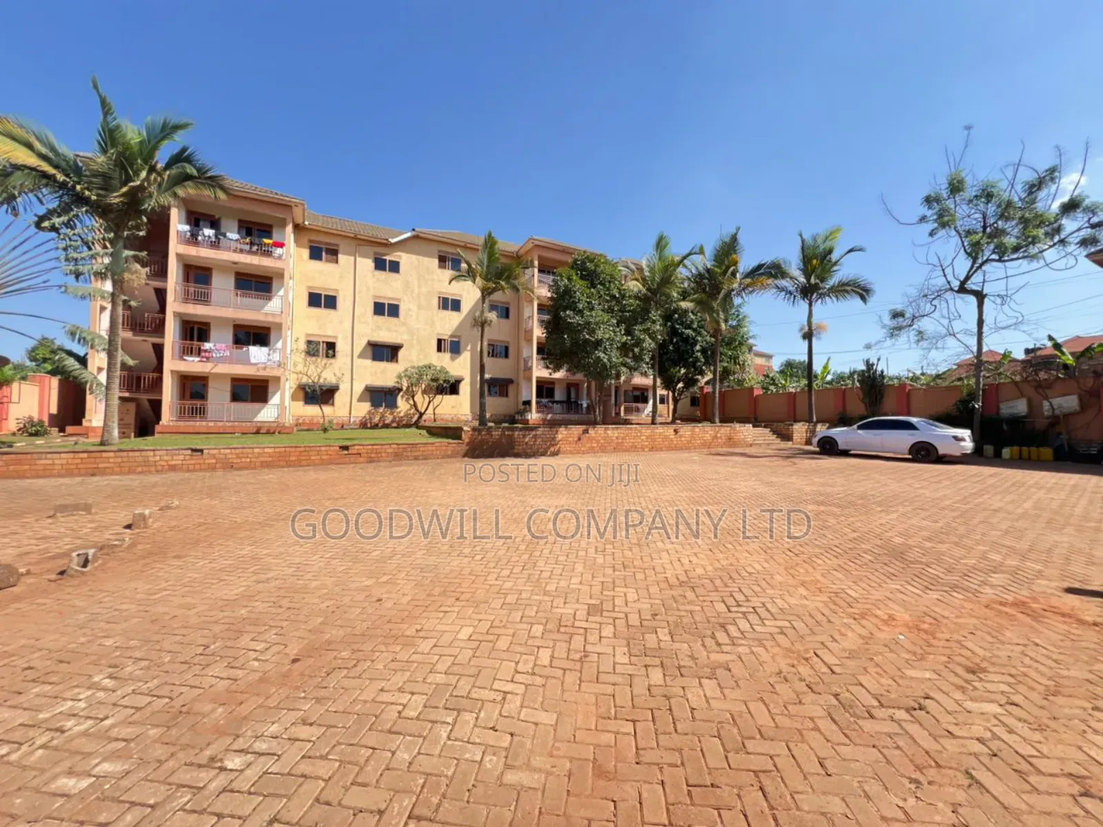 3bdrm Apartment in Najjera, Central Division for sale in Central Division