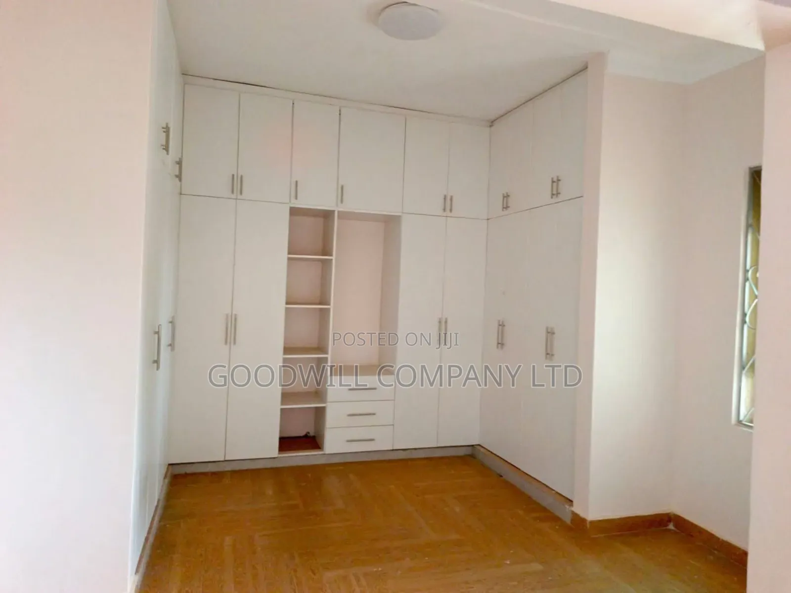 6bdrm House in Kira, Central Division for sale in Central Division