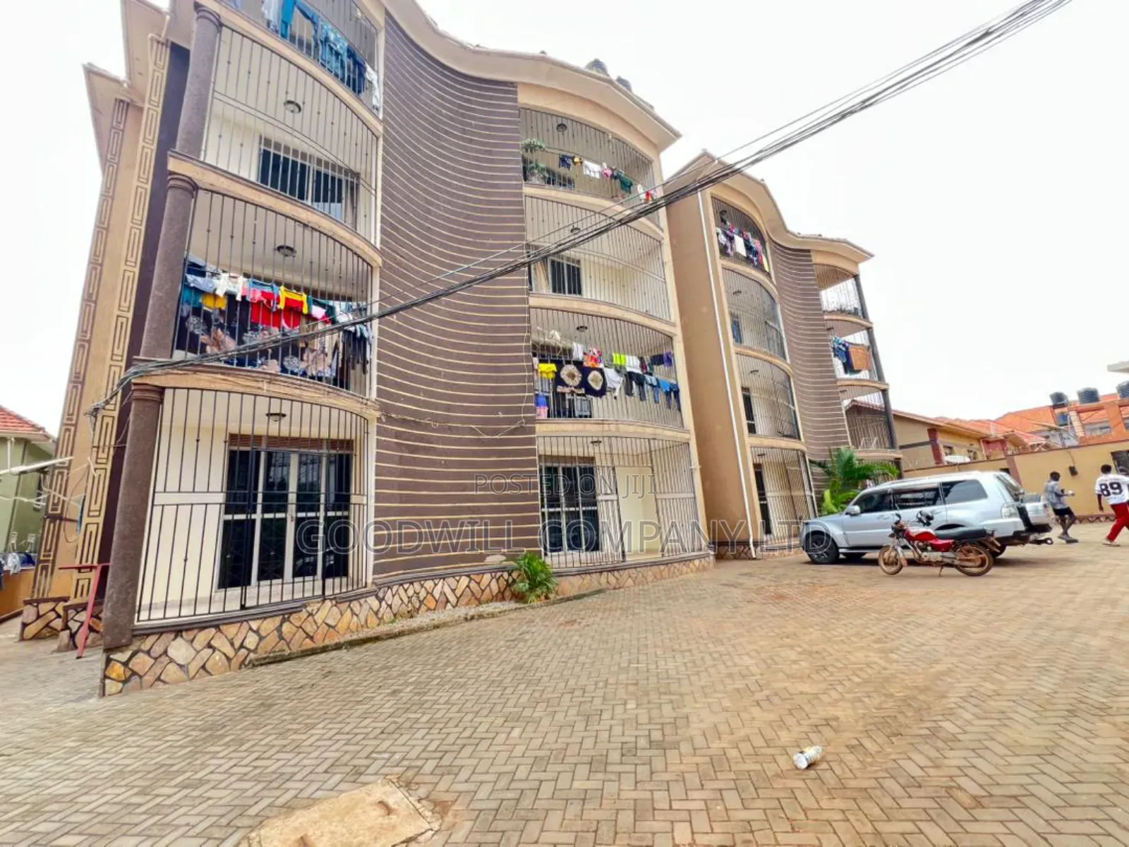 4bdrm Apartment in Kira, Central Division for sale in Central Division