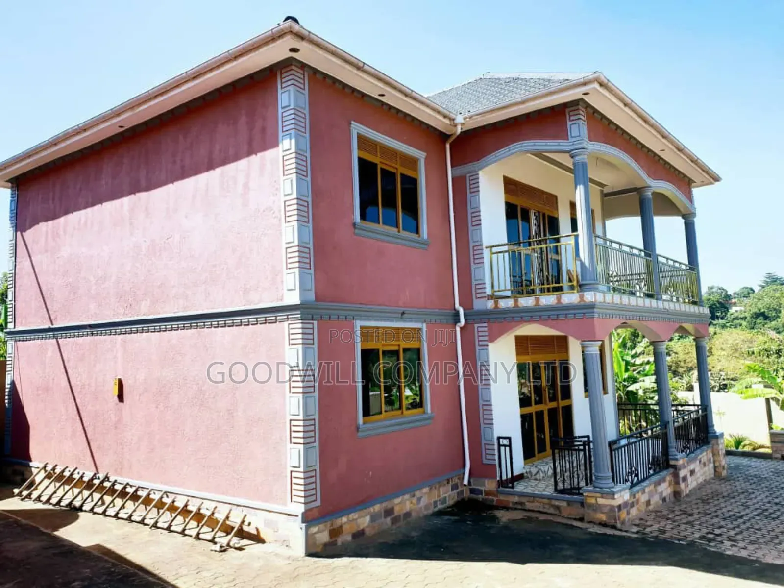 6bdrm Mansion in Katende Masaka Road, Central Division for sale in Central Division