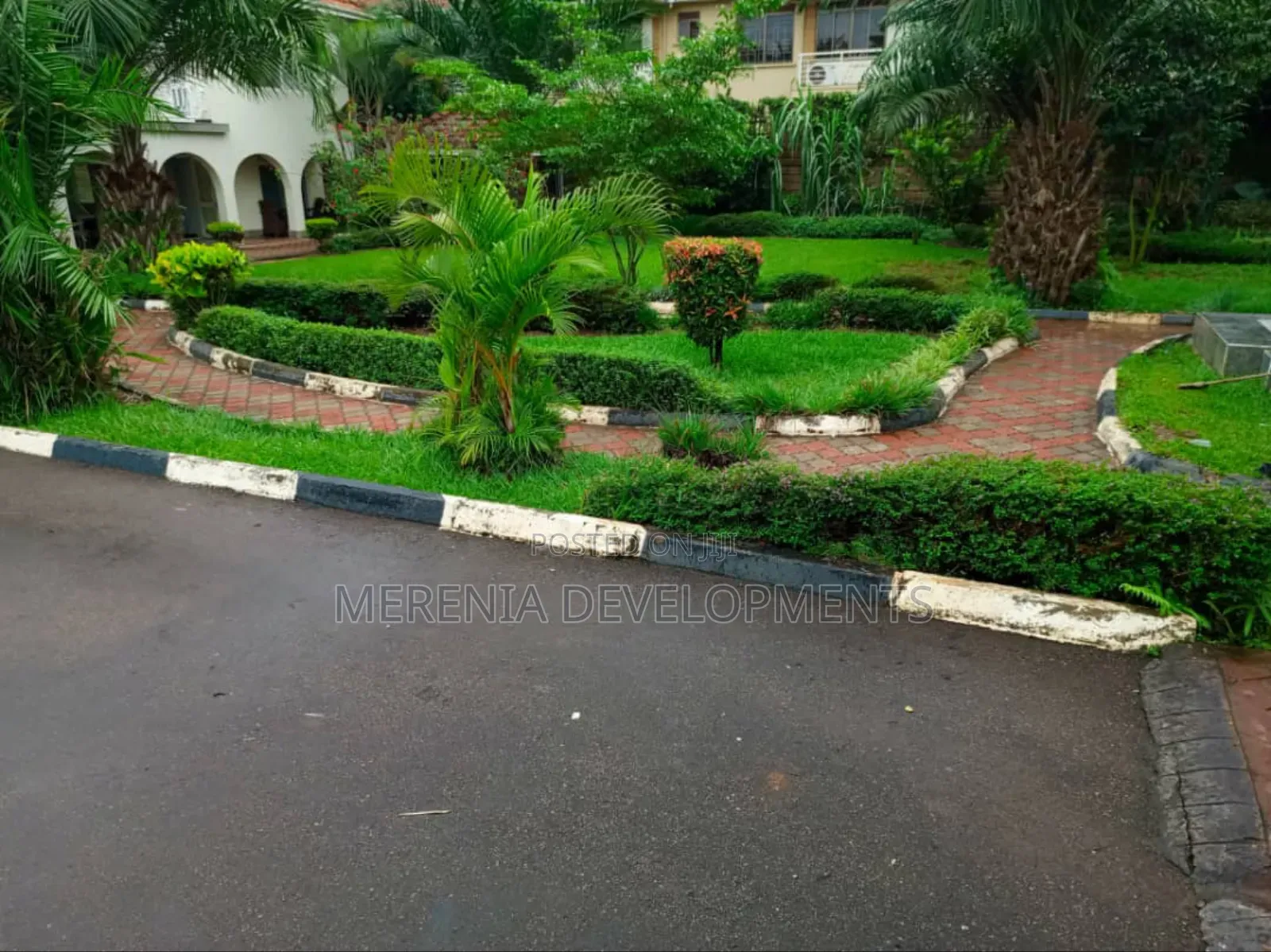 Furnished 6bdrm House in Bugoloobi, Nakawa for rent in Nakawa