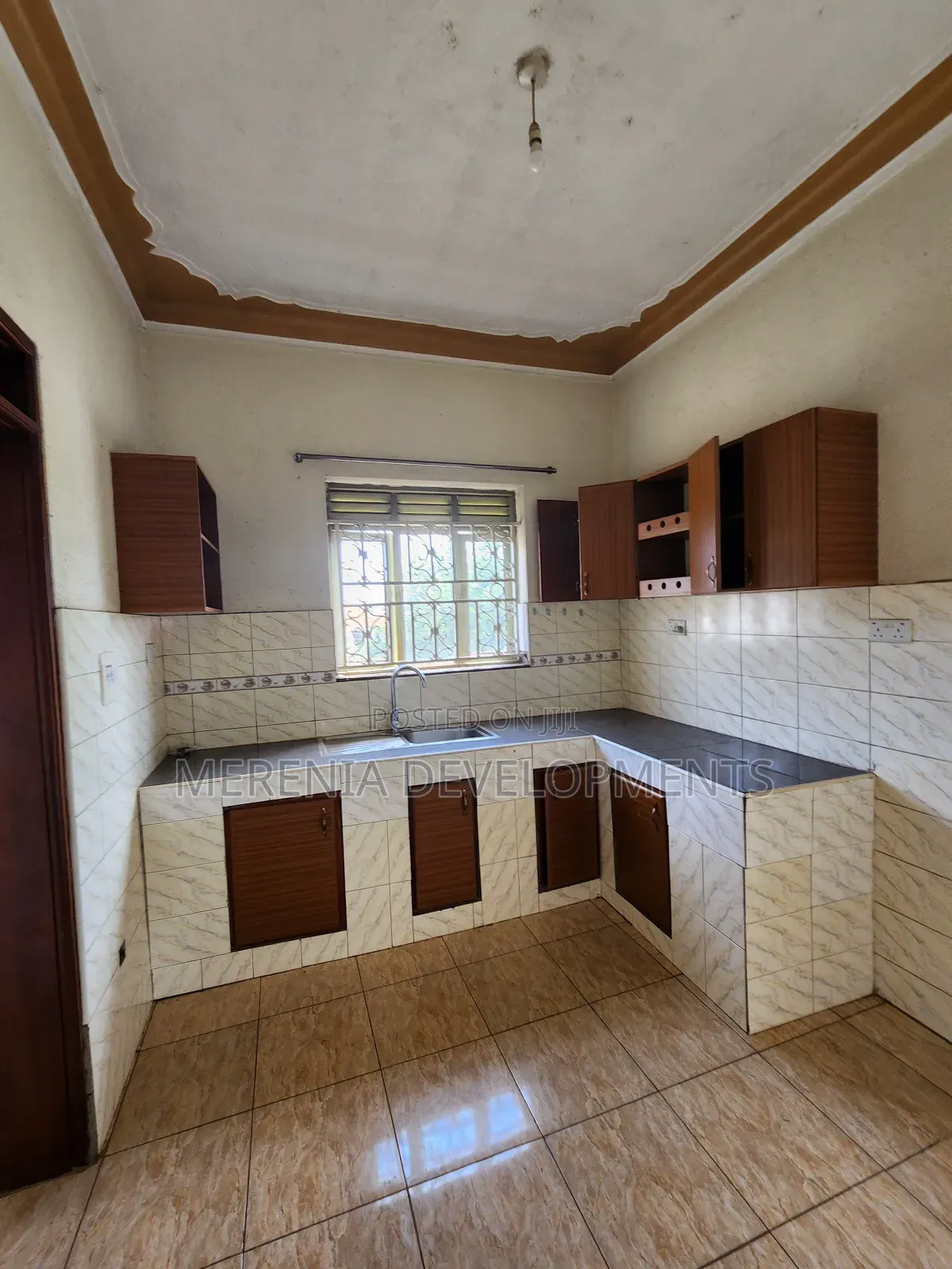 2bdrm Apartment in Muyenga, Makindye for rent in Makindye