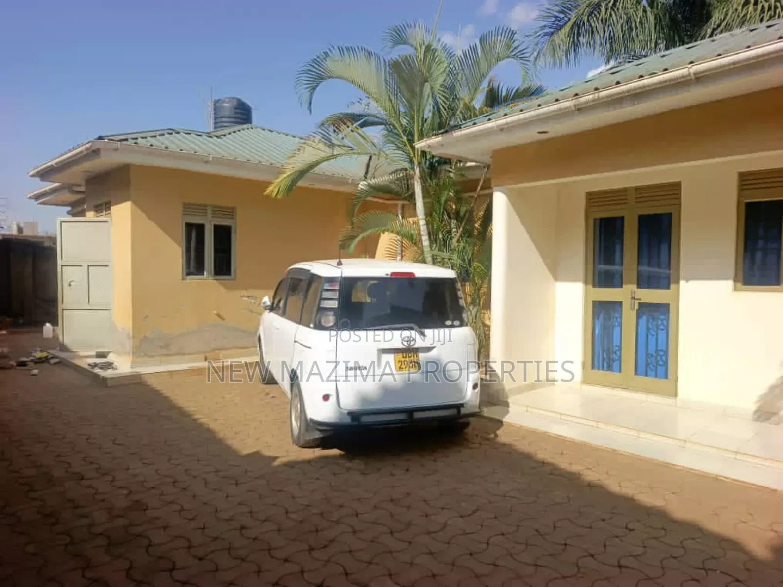 6bdrm House in Kira Mamerito Rd, Central Division for sale in Central Division